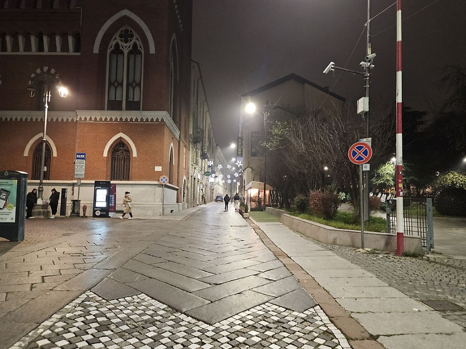 Prime ore di Ztl in via Rossi e piazza Roma risultato