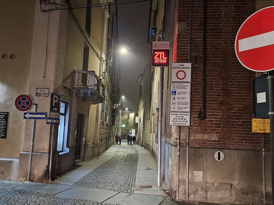 Prime ore di Ztl in via Rossi e piazza Roma risultato