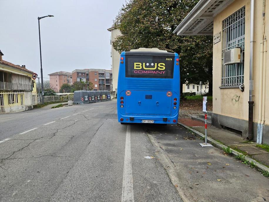 Traffico primo giorno lavori sul ponte Ogerio di corso Savona ad Asti