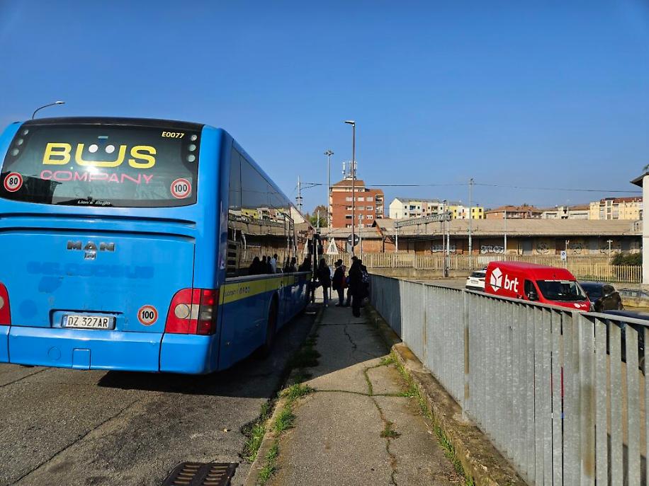 Traffico primo giorno lavori sul ponte Ogerio di corso Savona ad Asti