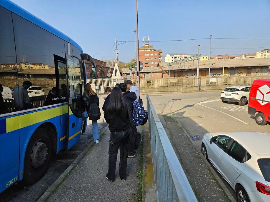 Traffico primo giorno lavori sul ponte Ogerio di corso Savona ad Asti
