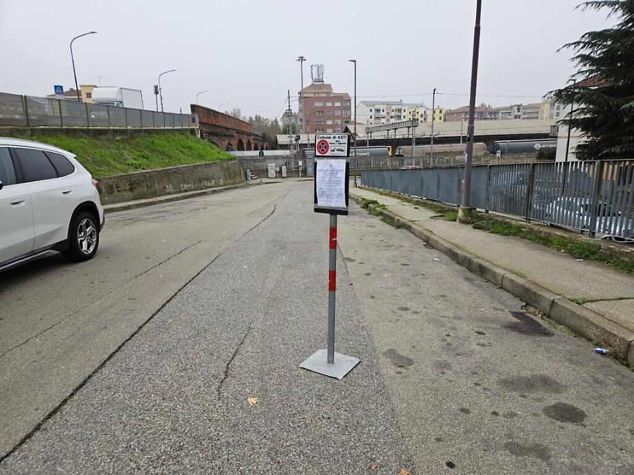 Traffico primo giorno lavori sul ponte Ogerio di corso Savona ad Asti