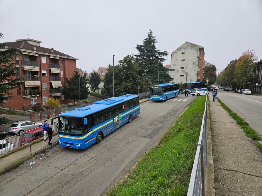 Traffico primo giorno lavori sul ponte Ogerio di corso Savona ad Asti