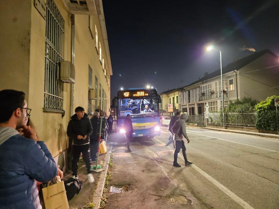 fermata provvisoria corso Venezia notte