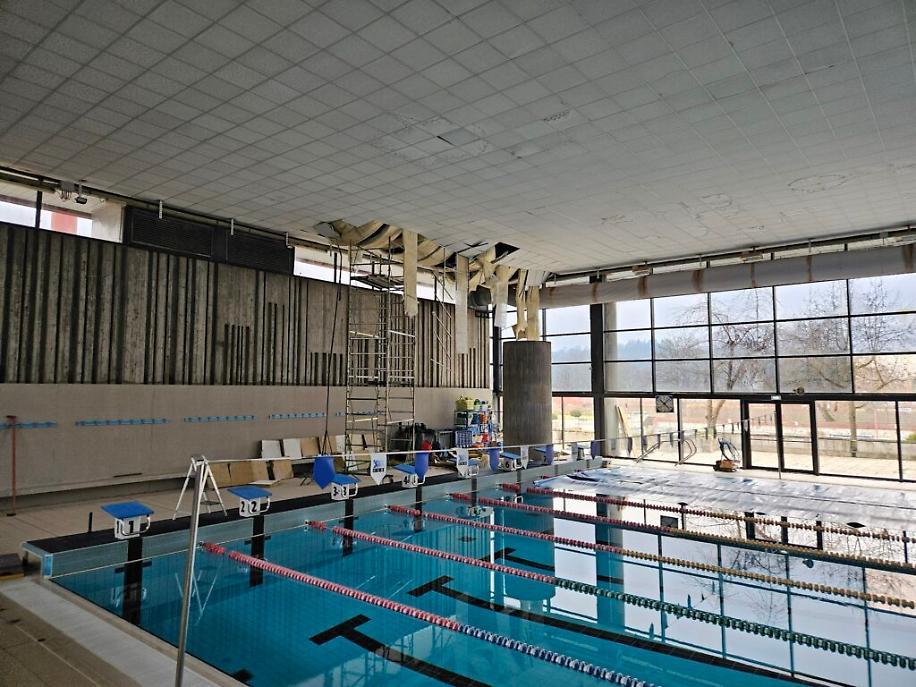 Crollo alla piscina di via Gerbi