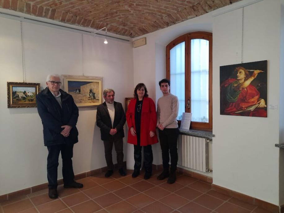 WhatsApp Image at ()