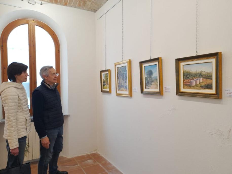 WhatsApp Image at ()