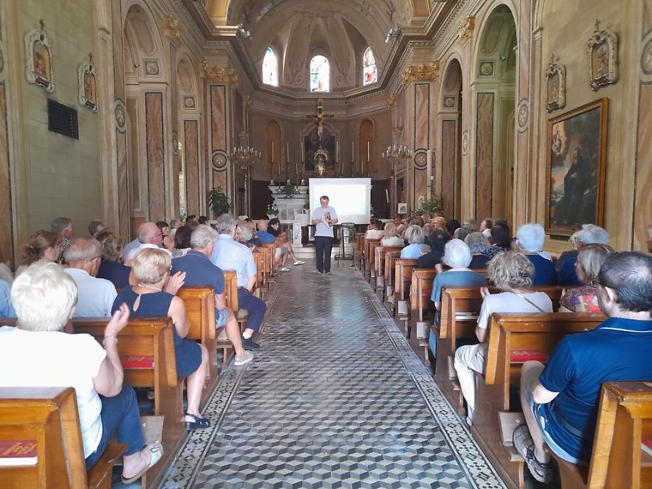 WhatsApp Image at ()