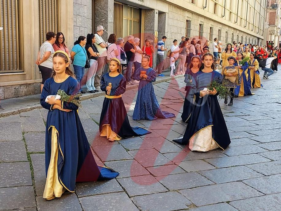 Corteo storico dei bambini palio di asti risultato