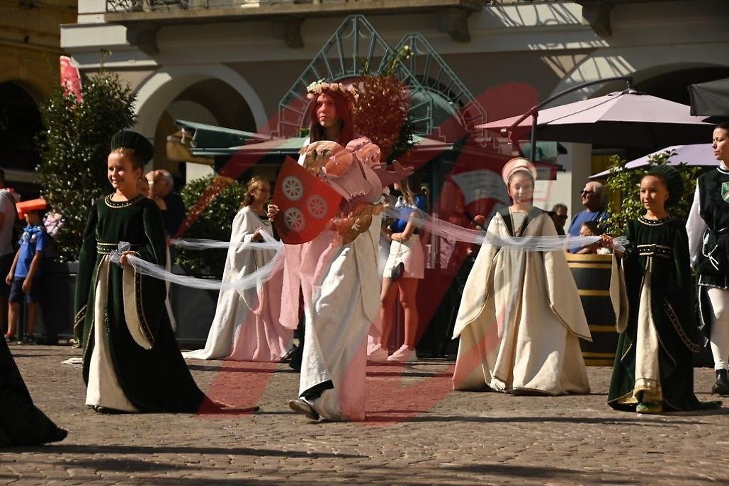 Corteo storico dei bambini palio di asti risultato