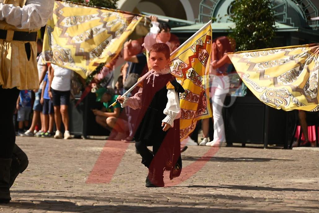 Corteo storico dei bambini palio di asti risultato