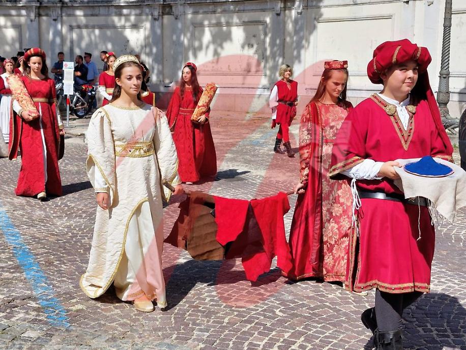 Corteo storico dei bambini palio di asti risultato