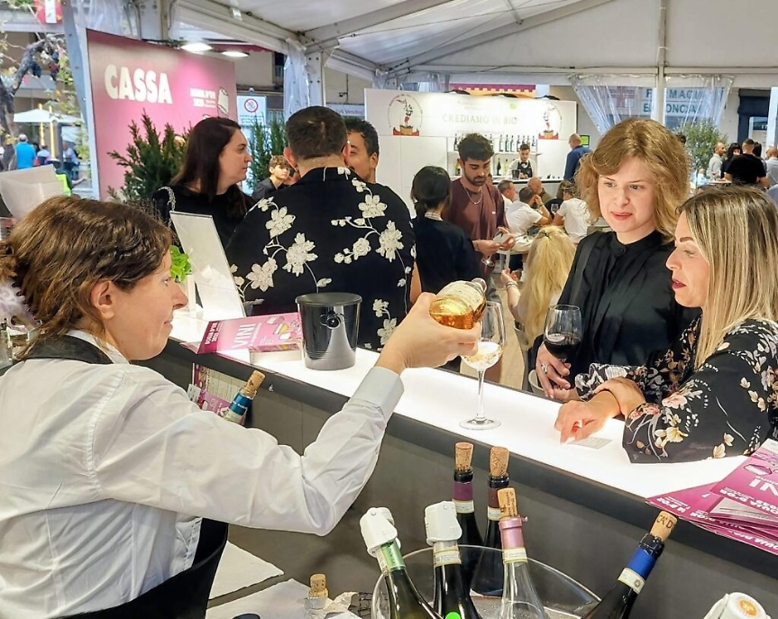 WhatsApp Image at AM ()