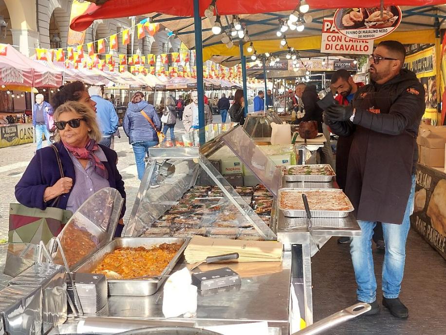 A&rsquo; Vucciria Sicilia Street Food
