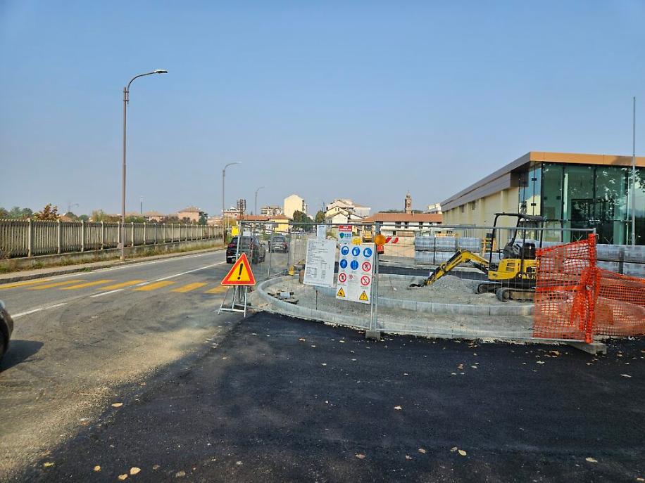 Lavori rotatoria corso Savona