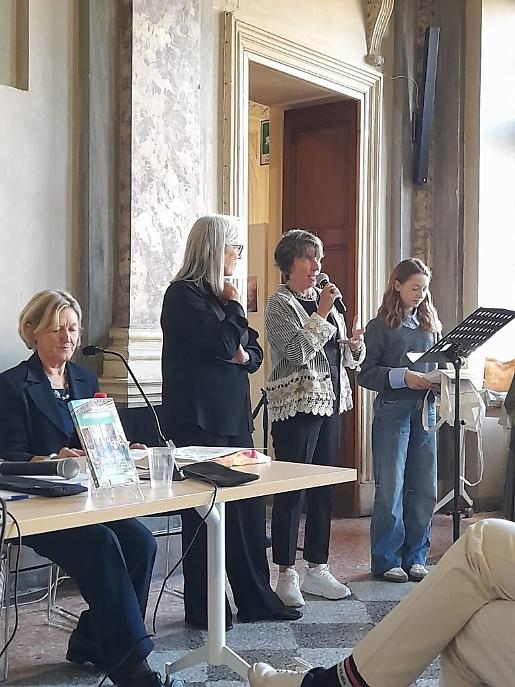 WhatsApp Image at ()