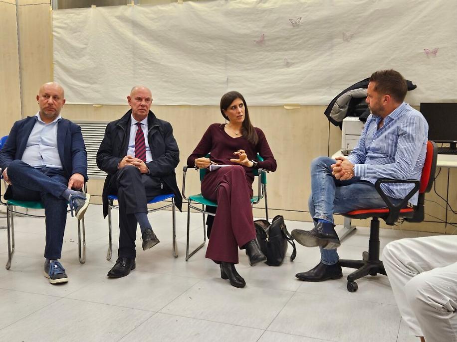 Chiara Appendino all'ospedale di Asti