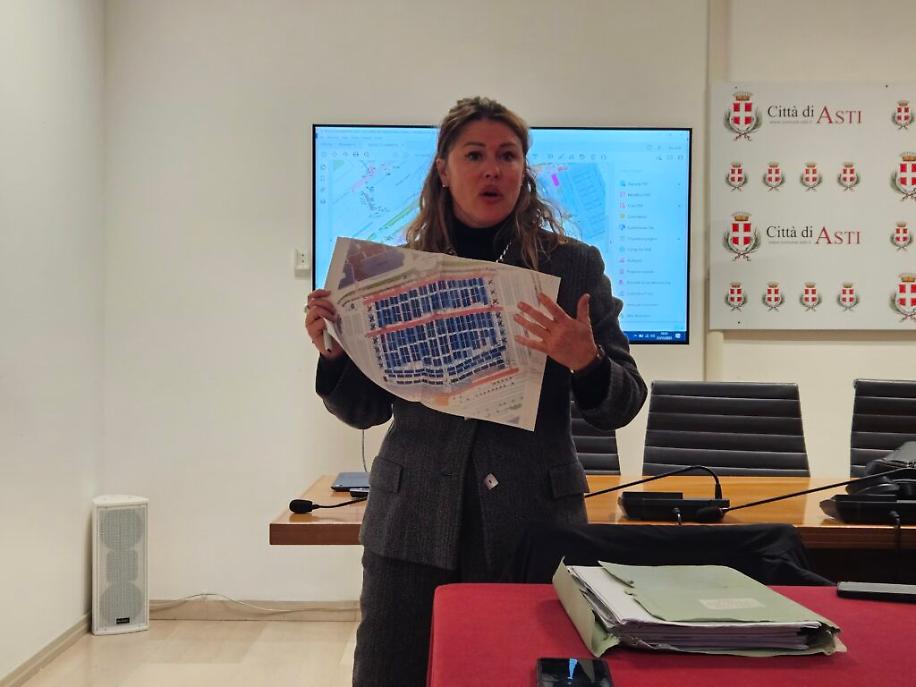 Riunione tra l'assessora al Commercio e gli ambulanti del mercato di Asti