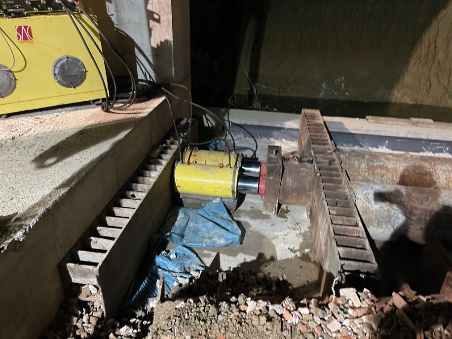 WhatsApp Image at ()