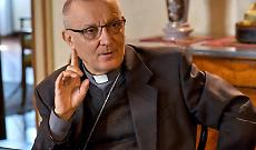 "Padri, padroni?": monsignor Prastaro apre il dibattito sul tema del potere