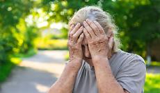 Madre e figlio disabile maltrattati dalla badante