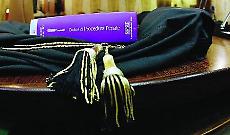 Gli avvocati: &laquo;La piazza non pu&ograve; farsi giustizia da sola, tentativo di linciaggio inaccettabile&raquo;