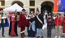 Il carnevale di San Damiano incorona Damianin e festeggia per le vie della citt&agrave;