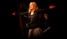 Marina Massironi in scena al Teatro Alfieri di Asti