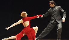 Tango Experience: passione ed eleganza in scena al Teatro Alfieri