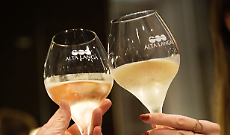 Magnum Party: ad Alba l&rsquo;aperitivo di Vinum diventa una festa