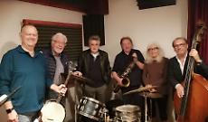 La Palmarosa band torna sul palco ricordando Claudio Genta