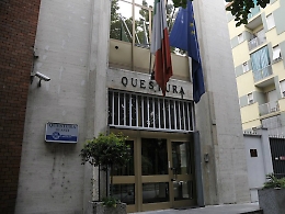 Asti, derubano un anziano all'ufficio postale: foglio di via del Questore