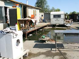 Coppo: &laquo;Porteremo a termine la chiusura dei campi nomadi&raquo;