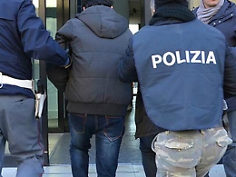 Falso avvocato in trasferta arrestato dalla polizia