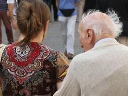 &laquo;Io, badante in quarantena e senza lavoro perch&egrave; seguivo un anziano positivo e nessuno mi aveva avvertito&raquo;