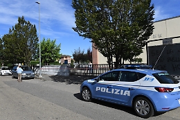 Bomba carta alla Sala del Regno: libert&agrave; vigilata a 30enne