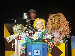 Domenica a teatro con "Il Mago di Oz"