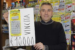 Vinti 10 mila euro al Gratta e Vinci