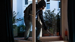 Furti notturni con la gente in casa che sta dormendo