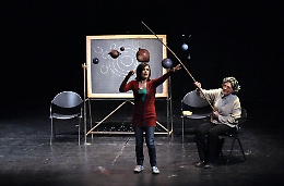 Le meraviglie dell'universo a teatro