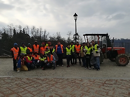 Profughi in prima fila nella giornata di Puliamo Insieme