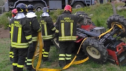 Anziano muore schiacciato dal trattorino