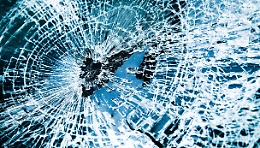 Sette condanne per la truffa dei parabrezza