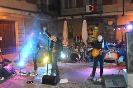 Asti: sabato torna la &ldquo;Notte Rosa&rdquo;: prevenzione e balli contro i tumori