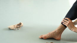 Mercatino dell'usato per sostenere il sogno di Ismael, giovane e talentuoso danzatore