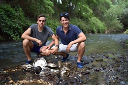 Il "tesoretto" d'argento ritrovato nel fiume finanzier&agrave; la zattera ecologica