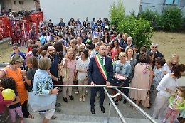 Asti, inaugurata la nuova scuola Baussano con tutti gli alunni