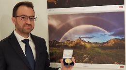 Fotografo per passione da "oscar" in Austria con un "Doppio arcobaleno" in montagna