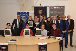 Istituto Monti, una festa in risposta al furto di computer