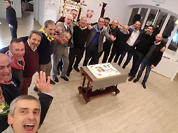 L'orgoglio e la passione degli "Over" della bandiera